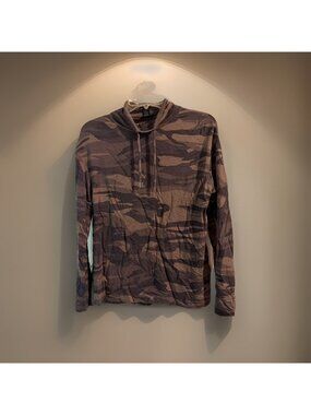 Nicole Miller XS Camo Cowl Neck Top Rayon Spandex Long Sleeve Athleisure Tunic